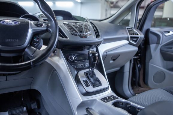 Ford Grand C-MAX, Робот, 2011 фото 14