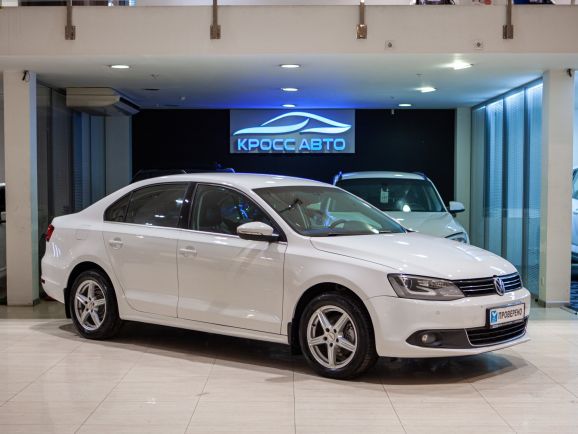 Volkswagen Jetta, Робот, 2014 фото 5