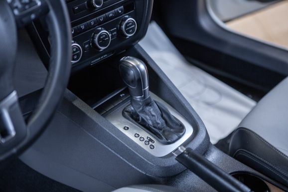 Volkswagen Jetta, Робот, 2014 фото 16