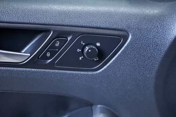 Volkswagen Jetta, Робот, 2014 фото 2