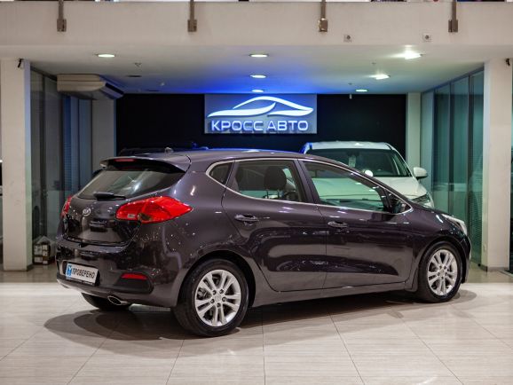 Kia Ceed, АТ, 2012 фото 4