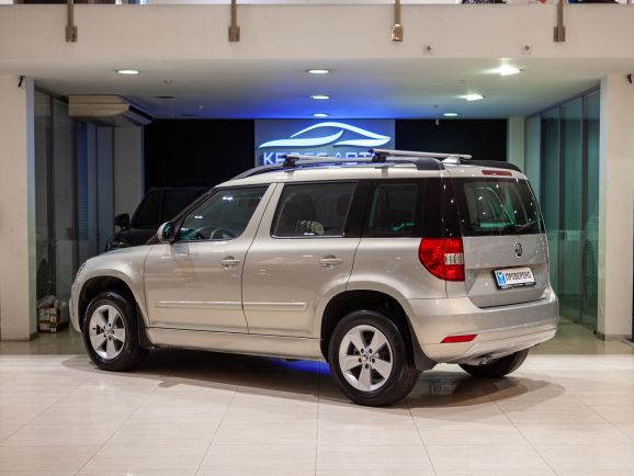 Skoda Yeti, Робот, 2014 фото 6