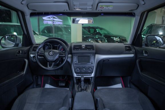 Skoda Yeti, Робот, 2014 фото 13