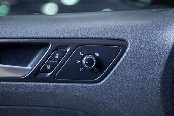 Volkswagen Jetta, АТ, 2017 фото 15