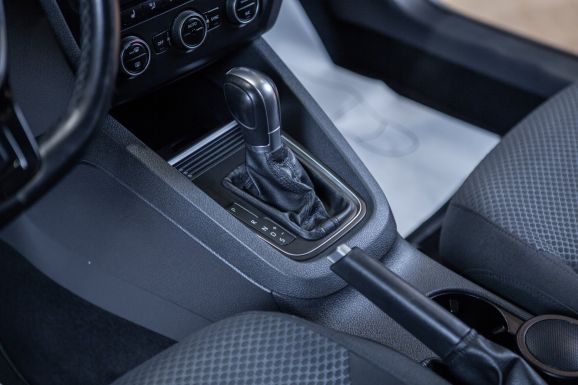 Volkswagen Jetta, АТ, 2017 фото 2