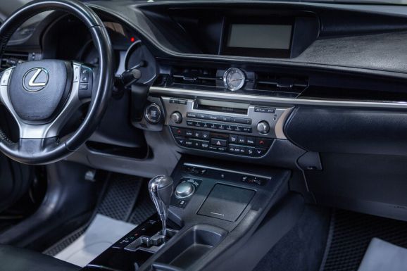 Lexus ES, АТ, 2012 фото 11