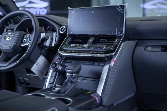 Toyota Land Cruiser, АТ, 2023 фото 14