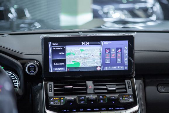 Toyota Land Cruiser, АТ, 2023 фото 2