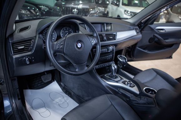 BMW X1, АТ, 2013 фото 7