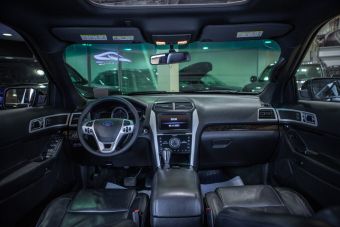 Ford Explorer, АКПП, 2013 фото 10