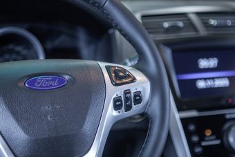 Ford Explorer, АКПП, 2013 фото 17