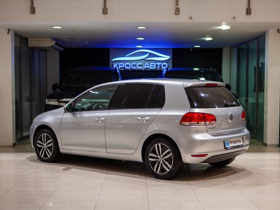 Volkswagen Golf, Робот, 2011 фото 6