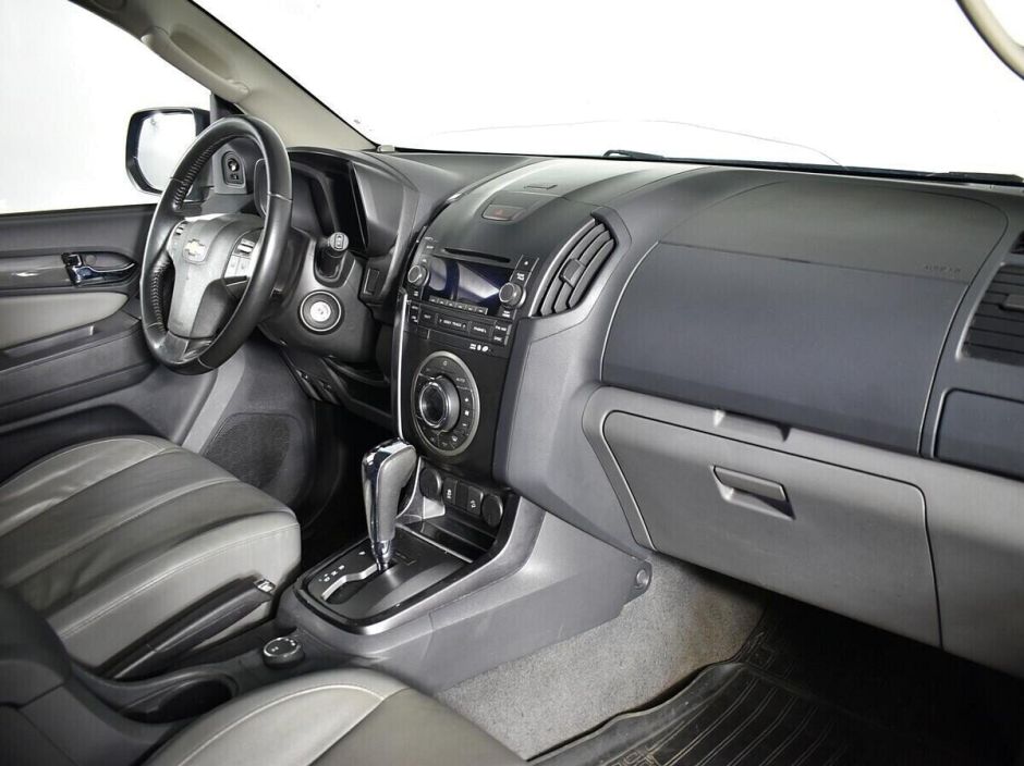 Chevrolet TrailBlazer, 2.8 л, АТ, 2015 фото 2