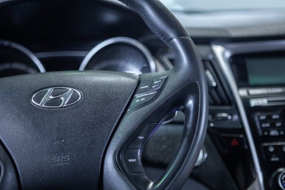 Hyundai Sonata, АТ, 2011 фото 14