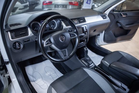 Skoda Rapid, АТ, 2017 фото 10