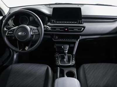 Kia Seltos, 2.0 л, CVT, 2020 фото 8