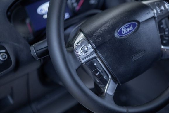Ford S-MAX, Робот, 2010 фото 13