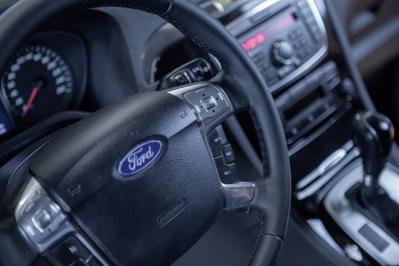 Ford S-MAX, Робот, 2010 фото 14