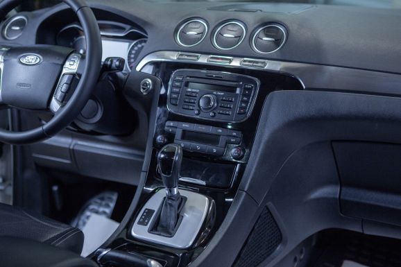 Ford S-MAX, Робот, 2010 фото 17