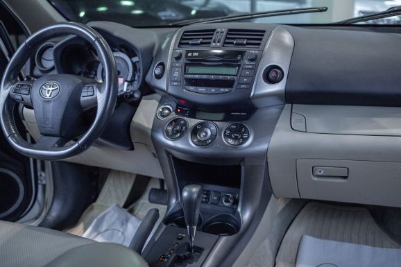 Toyota RAV4, Вариатор, 2011 фото 15