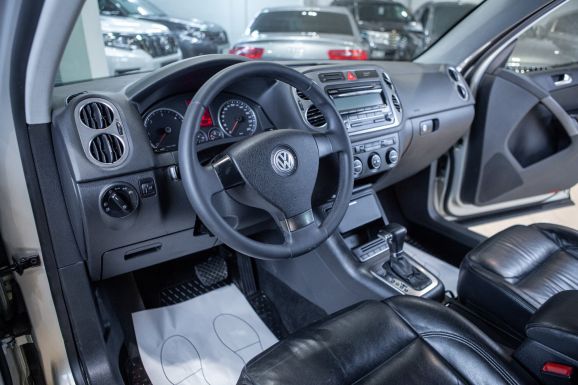 Volkswagen Tiguan, АТ, 2009 фото 7