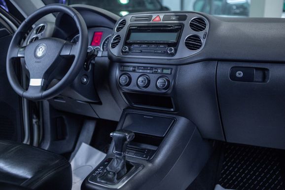 Volkswagen Tiguan, АТ, 2009 фото 12