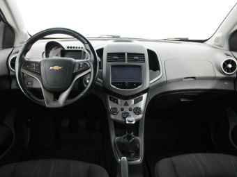 Chevrolet Aveo, 1.6 л, МКПП, 2013 фото 2