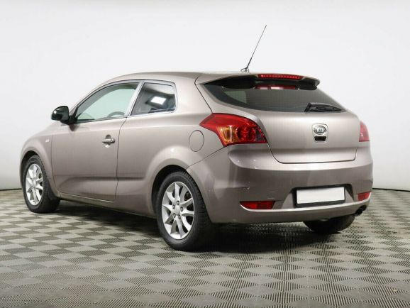 Kia Ceed, 1.6 л, МТ, 2010 фото 6