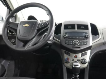 Chevrolet Aveo, 1.6 л, МКПП, 2013 фото 8