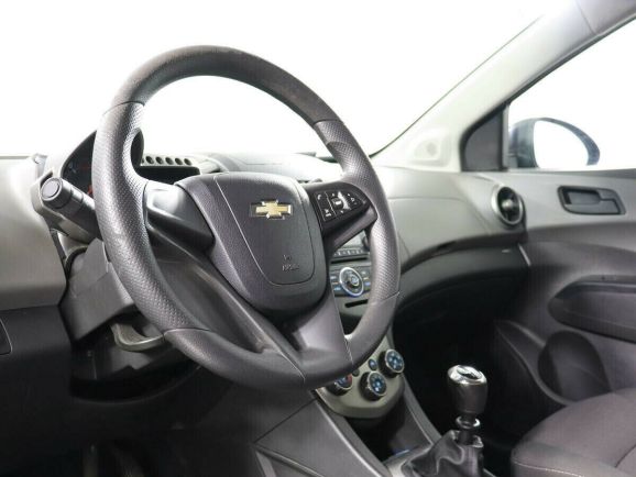 Chevrolet Aveo, 1.6 л, МТ, 2013 фото 2
