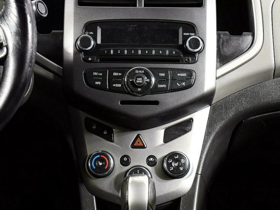 Chevrolet Aveo, 1.6 л, АТ, 2013 фото 8