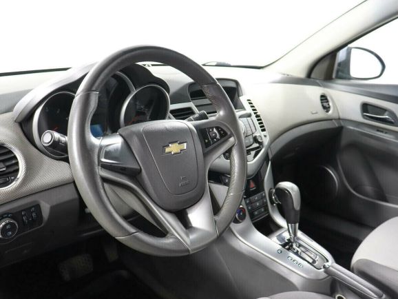 Chevrolet Cruze, 1.6 л, АТ, 2010 фото 2