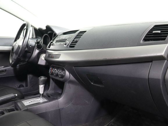 Mitsubishi Lancer, 1.5 л, АТ, 2009 фото 1
