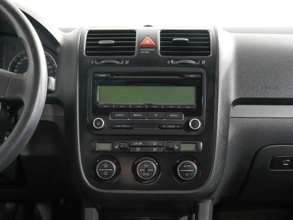 Volkswagen Jetta, 1.6 л, МТ, 2009 фото 1