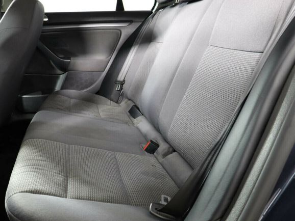 Volkswagen Jetta, 1.6 л, МТ, 2010 фото 2