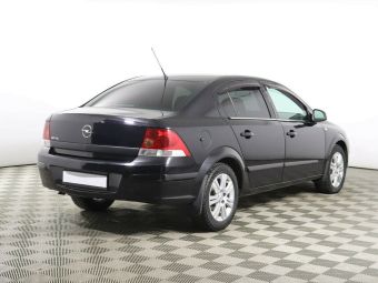 Opel Astra, 1.8 л, АКПП, 2012 фото 5