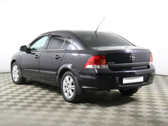 Opel Astra, 1.8 л, АТ, 2012 фото 6