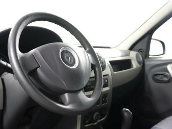 Renault Logan, 1.4 л, МКПП, 2013 фото 2