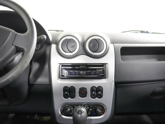 Renault Logan, 1.6 л, МТ, 2014 фото 7