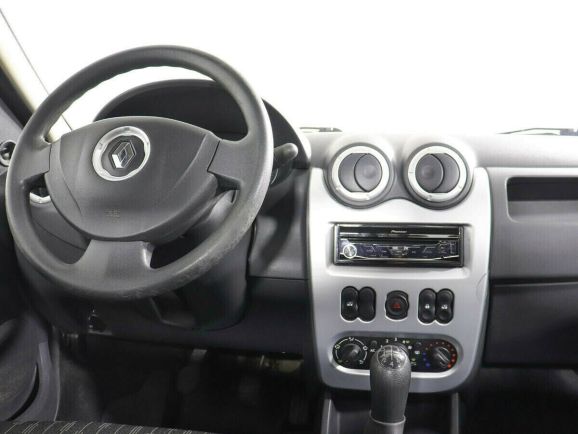 Renault Logan, 1.6 л, МТ, 2014 фото 8