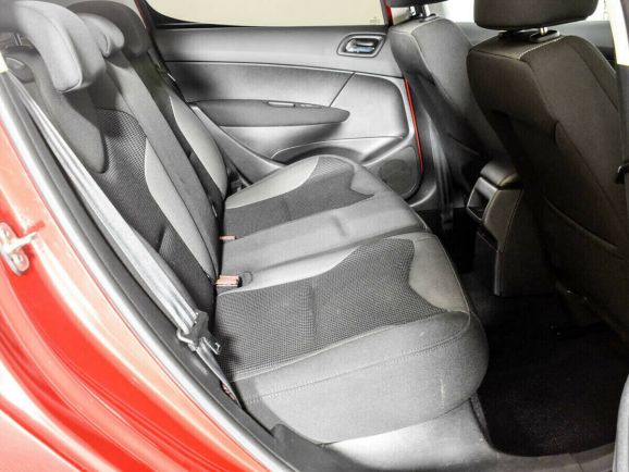 Peugeot 308, 1.6 л, АТ, 2010 фото 1