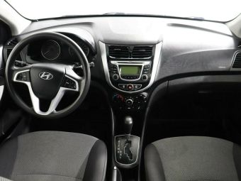 Hyundai Solaris, 1.6 л, АКПП, 2011 фото 8