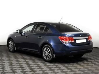 Chevrolet Cruze, 1.6 л, МКПП, 2010 фото 5