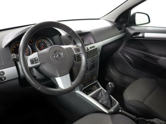 Opel Astra, 1.6 л, МТ, 2012 фото 7