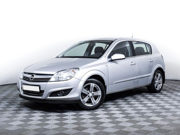 Opel Astra, 1.6 л, Робот, 2012 фото 3