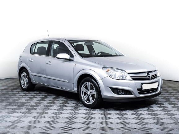Opel Astra, 1.6 л, Робот, 2012 фото 5