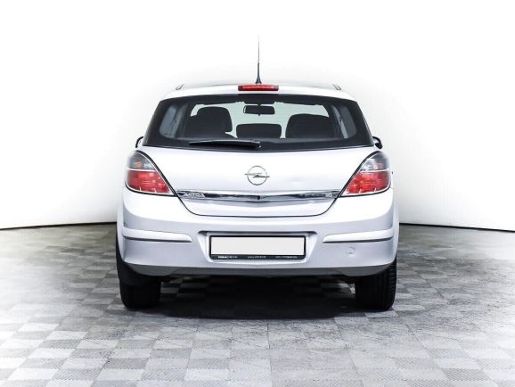 Opel Astra, 1.6 л, Робот, 2012 фото 8