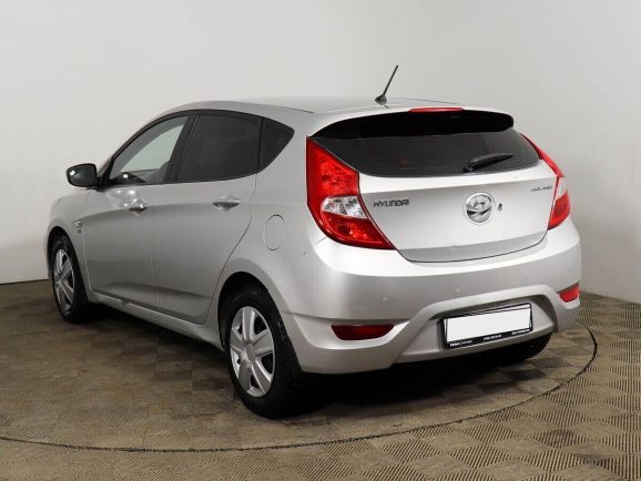 Hyundai Solaris, 1.6 л, МТ, 2011 фото 5