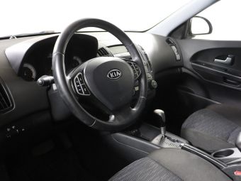 Kia Ceed, 1.6 л, АКПП, 2008 фото 2