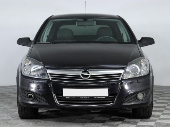 Opel Astra, 1.8 л, АТ, 2012 фото 4